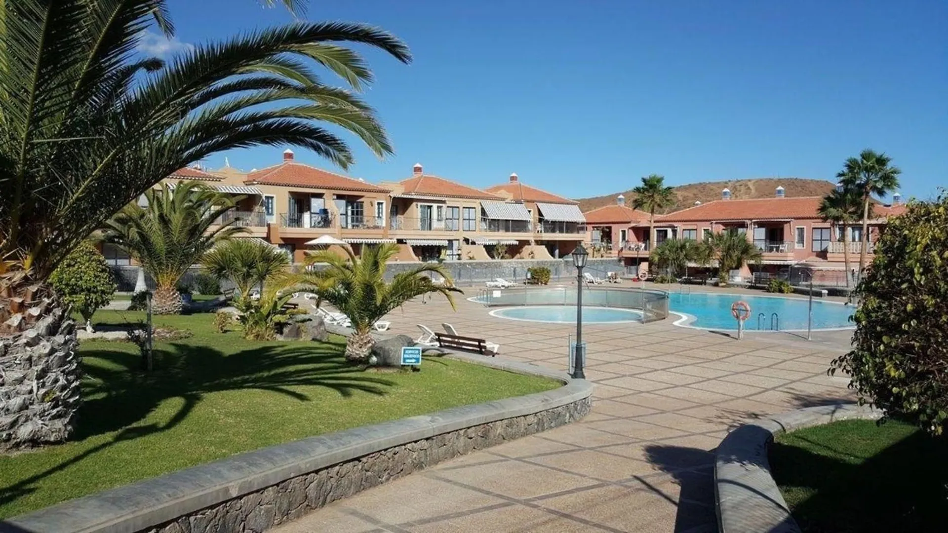Ferienwohnung Mit Balkon, Pool Und Spielplatz Costa Del Silencio Spain